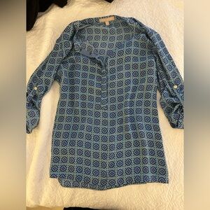 Banana Republic Geometric Blue‎ Blouse